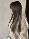 濃いめブラウンにナチュラルアッシュのメッシュ入りエクステ