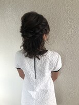 パリスパート2 サイド 大きな 編み込み ゆるめ ハーフアップ ヘアアレンジ