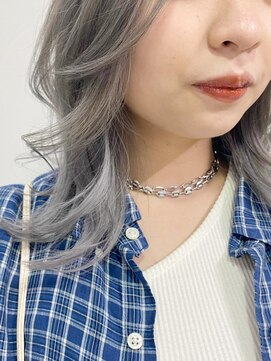 ケーツー心斎橋 クイーンズガーデン バイ ケーツー(K two QUEEN'S GARDEN by K two) 透明感ケアブリーチ*ハイトーンシルバー/心斎橋&難波&なんば