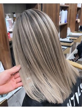 ラフ(LAFF) #黒髪#ボブルフ#ネビージュ#小顔#ワンレン