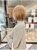 くびれボブ