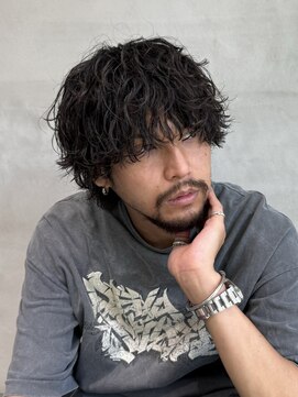 フィフス 渋谷(fifth) 緩め縦落ちツイストスパイラルシャドウパーマセンターパート渋谷