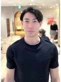 "ニュアンスパーマ"で魅せる大人メンズスタイル【Kengo】