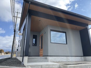 hair out fit 【ヘアアウトフィット】