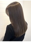 透明感カラー×柔らかいオリーブベージュ