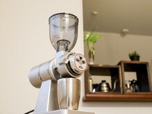 Rossoこだわりのコーヒー豆から作る♪Cafe風サロンで本格ドリンクサービスが大好評！【川口/川口駅】