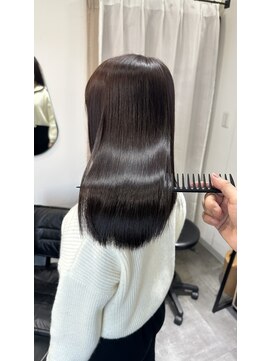 ウム(UMU) 髪質改善/縮毛矯正/ストレート/髪質改善トリートメント