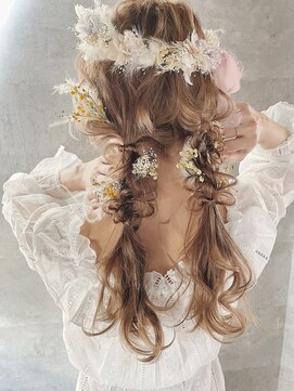 リワーズ 成城学園前(ReWARDs) 花嫁ヘアツイン編みおろし