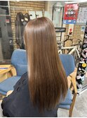 ベージュ
