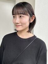 カサネ(casane)&nbsp;肩上ボブとワイドな前髪／品のある艶感カラー