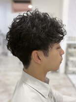 トイロ(toiro)&nbsp;シャドウパーマツイストスパイラルパーマフェザーパーマ30代韓国