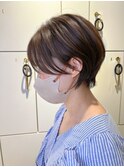 横顔美人 ハンサムショート