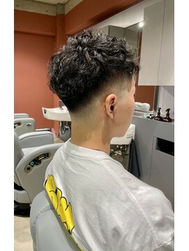 エメン(EMEN) スペインカール 担当土井