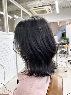 ムク 新宿(muc) ダークグレイミディ