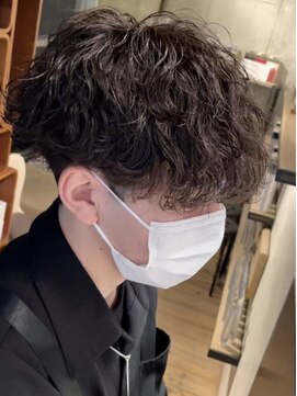 リット バイ フィフス 鹿児島中央駅店(Lit. by fifth) 波巻きスパイラルパーマメンズマッシュツーブロックメンズパーマ