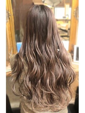 ノミネーション(Nomination) シアーベージュ