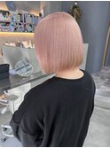 ピンクベージュ