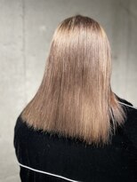 ガルボ ヘアー(garbo hair)&nbsp;ハイトーン ケアブリーチ ミルクティーベージュ 10代 20代