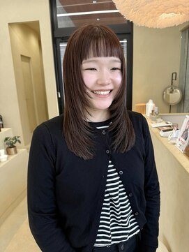 スニュウ(snuw) 【snuw mina】レイヤーカット/オン眉レイヤー/透明感カラー/伏見