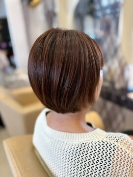 ヘアショップエヌアンドエー 久喜 栗橋店(hairshop N&A) ツヤのある暖色カラー◎大人可愛いマッシュショート