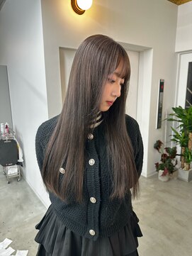 リヴ オオサカ(LIV OSAKA) 透明感グレージュ