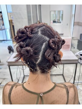 エイト ヘアサロン 渋谷本店(EIGHT) ねじねじアレンジ♪