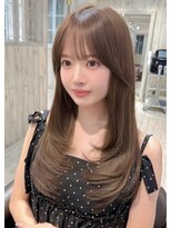 レイラバイアフロート 吉祥寺(Lila by afloat)&nbsp;レイヤーカット／顔まわりレイヤー／くびれミディアムレイヤー