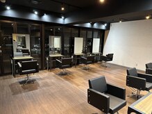 アーダーヘアサロン 武生店(ADER HAIR SALON)の雰囲気（こだわりの空間でゆっくりお過ごしください。）