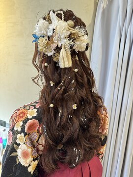アンリルヘア(enrire hair.) ふわふわハーフアップ