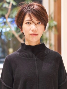 ビュートリアム 福岡(BEAUTRIUM) 乾かすだけで決まる女性らしい品のあるハンサムショートヘアー