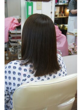 チチカカ(chichikaka) 営業ビフォーアフター、ツヤツヤ上質縮毛矯正