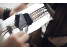 【LaRicaのカラーへのこだわり】  極細のハイライトで作る上質カラー！！