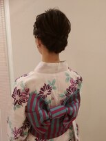 ヘアセットサロン ラシク(LaCQ)&nbsp;綺麗め、襟足すっきりアップ