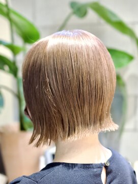 オルガ(orga) ブローでデザインするワンレンボブ