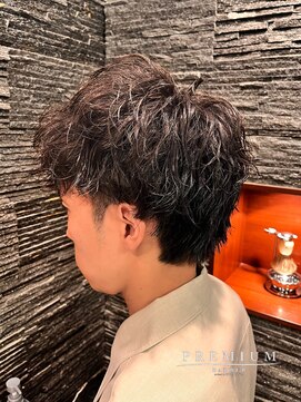 プレミアムバーバー 表参道店(PREMIUM BARBER produce by HIRO GINZA) 刈り上げないショート×ピンパーマ