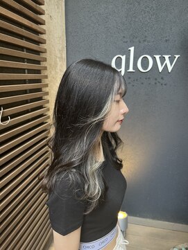 グロー(glow) ホワイト系で作るインナーカラー♪♪