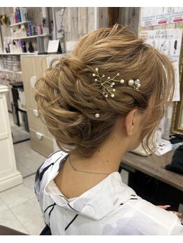 ヘアー アンド ネイルズ ドウケシ アープ(Hair and Nails Doukeshi Arp)の写真/早朝,卒業式OK！千葉中央駅徒歩１分/2名以上でヘアセット¥2800～/夜まで崩れないSNS映えのアレンジ