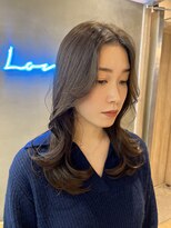 ロンドアジュール 横浜(Lond azur) 顔周りの流れるレイヤーカット