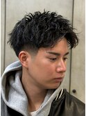 ローフェードスパイキーショート　ソフトツイスト