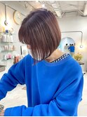 20代30代大人可愛い小顔ショートボブ前下がりピンクグレージュ