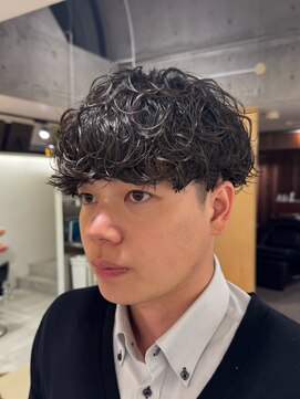 フィフスジングウマエ 原宿(fifth JINGUMAE) 原宿シャドウパーマルーズパーマメンズマッシュ波巻きパーマ10代