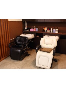 いつもご来店いただいているお客様には、いつでもキレイな髪でいてほしいから、通いやすい価格設定を実現◎