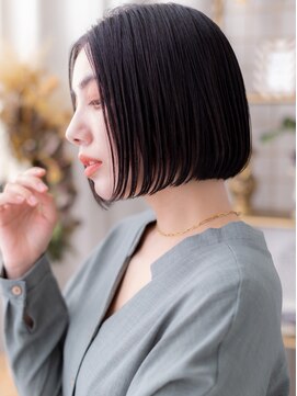 黒髪艶カラーシンメトリー切りっぱなしボブa北浦和20代30代40代