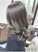 オリーブグレージュイルミナカラーレイヤーカット20代30代堺東
