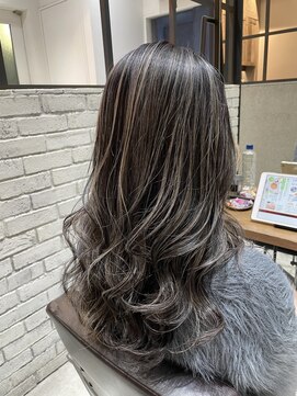 フェリア 渋谷(Feria) 【Feria渋谷】コントラストハイライト☆