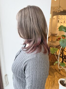 ルッツ(Lutz. hair design) 4/20 ベージュ ピンク グラデーション【千代田彩夏】