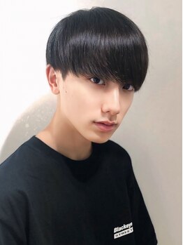 メンズサロンAlo 渋谷 #メンズカット#メンズパーマ#眉毛#ブリーチ#縮毛矯正#MEN'S特化の写真/髪質を武器に変える。地毛のような自然さを叶えるメンズストレート。#渋谷駅#MEN'S#メンズカット#縮毛矯正