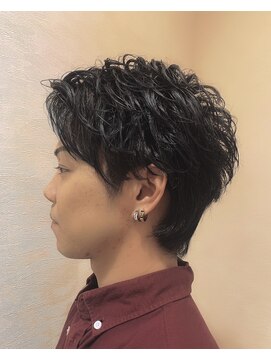 エ フュチュール モア(et Futur more) メンズカット　パーマスタイル