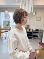 アンドチル 渋谷(AND CHILL) 顔まわりがアクセントのショートボブ
