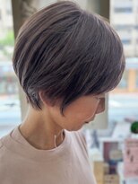 ディスアンドザット あびこ店(THIS&THAT)&nbsp;大人ショート　くびれショートボブ　白髪ぼかし